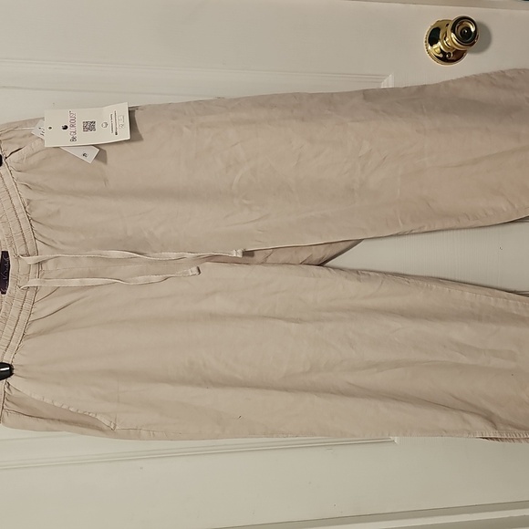 Gloria Vanderbilt Women's Taupe Capri Pants - Blaine - Picture 1 of 5